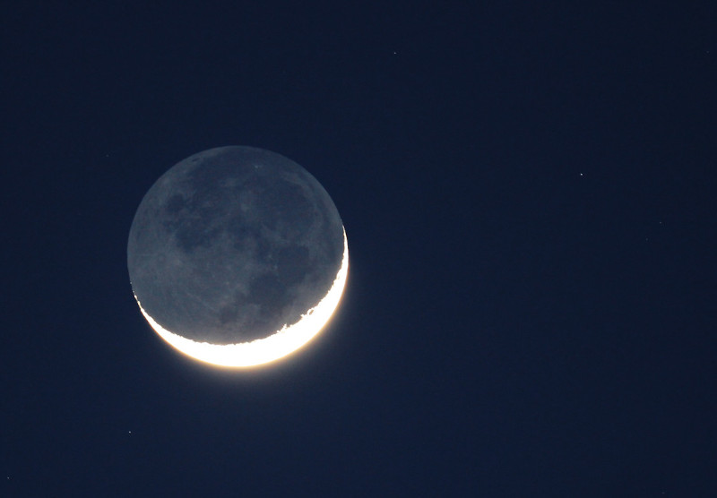 Earth Shine