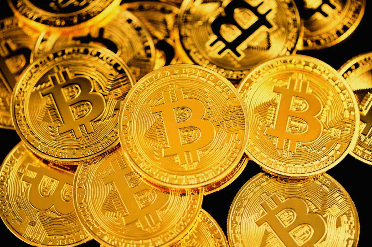 Physical « bitcoin » coins.
