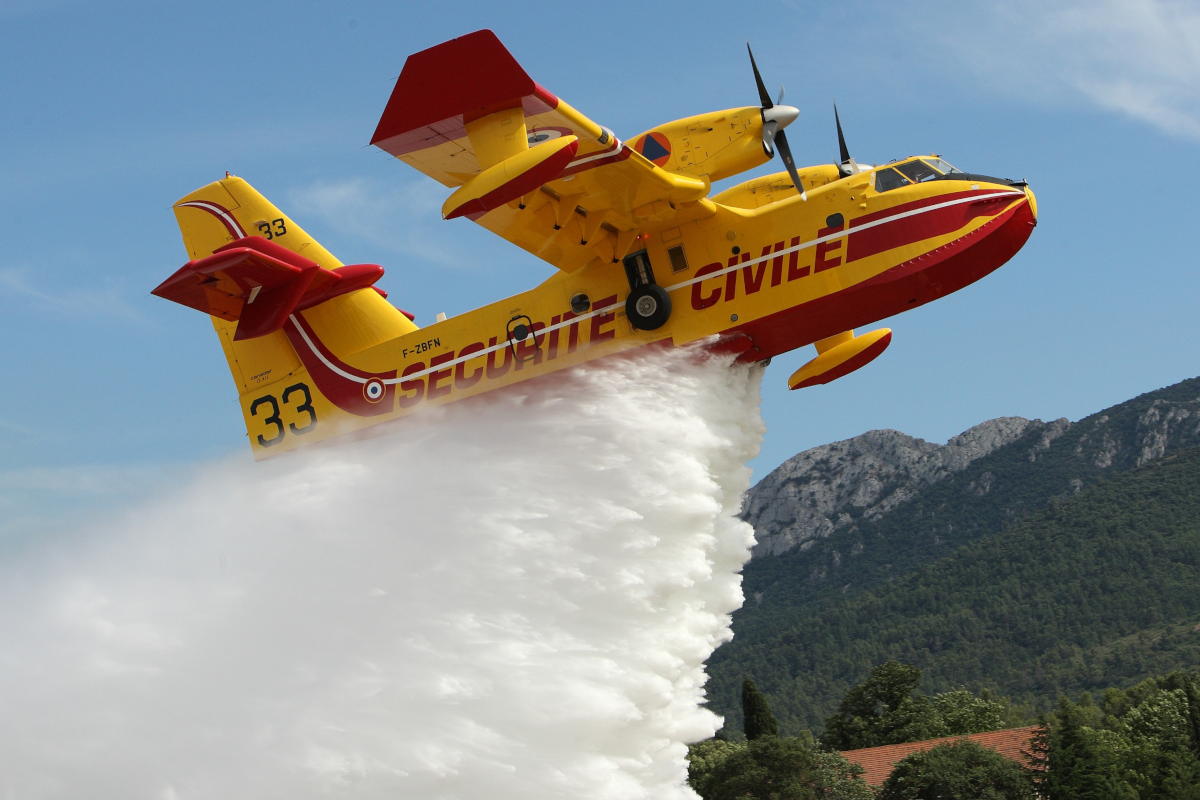 Un Canadair.