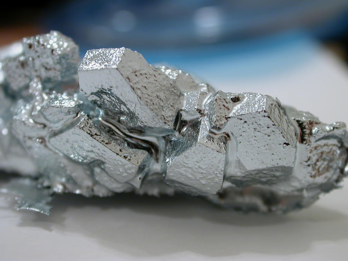 Des cristaux de gallium, un métal.